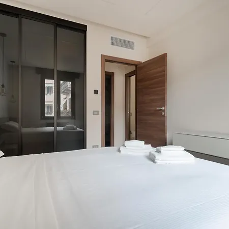 Guesthost - Bullona Apartamento *